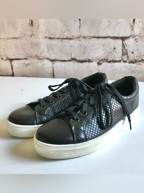 TOPSHOP 6.5 Black Croc Lace Up Sneakers Shoes EU 37 Size 6.5 US